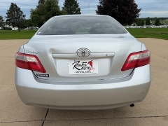 Used 2009  Toyota Camry 4d Sedan LE Auto at Rooster Auto Sales near Vinton&comma; IA