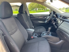 Used 2018 Nissan Rogue 4d SUV AWD S at Rooster Auto Sales near Vinton, IA