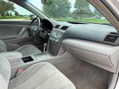 Used 2009  Toyota Camry 4d Sedan LE Auto at Rooster Auto Sales near Vinton&comma; IA