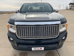 Used 2015  GMC Canyon 4WD Crew Cab SLT at Rooster Auto Sales near Vinton&comma; IA