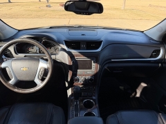 Used 2015  Chevrolet Traverse 4d SUV AWD LT2 at Rooster Auto Sales near Vinton&comma; IA