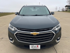 Used 2019  Chevrolet Traverse 4d SUV FWD LT Cloth w/1LT at Rooster Auto Sales near Vinton, IA
