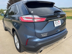 Used 2019 Ford Edge 4d SUV AWD SEL at Rooster Auto Sales near Vinton, IA