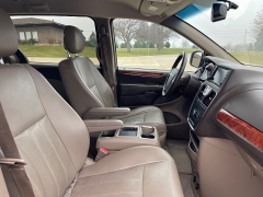 Used 2012  Chrysler Town & Country 4d Wagon Touring at Rooster Auto Sales near Vinton, IA