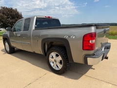 Used 2013  Chevrolet Silverado 1500 4WD Ext Cab LT at Rooster Auto Sales near Vinton&comma; IA