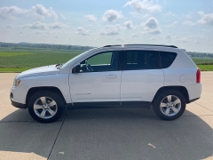 Used 2012 Jeep Compass 4d SUV 4WD Latitude at Rooster Auto Sales near Vinton, IA