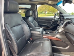 Used 2015 GMC Yukon XL 4d SUV 4WD SLT at Rooster Auto Sales near Vinton, IA