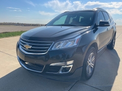 Used 2015  Chevrolet Traverse 4d SUV AWD LT1 at Rooster Auto Sales near Vinton, IA