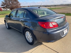 Used 2008  Chrysler Sebring 4d Sedan Touring at Rooster Auto Sales near Vinton, IA