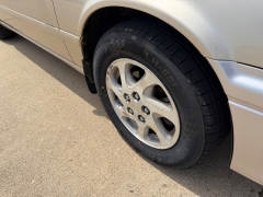 Used 2000  Toyota Camry 4d Sedan XLE at Rooster Auto Sales near Vinton&comma; IA