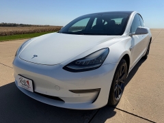 Used 2020  Tesla Model 3 Long Range AWD at Rooster Auto Sales near Vinton&comma; IA