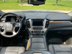 Used 2016 GMC Yukon XL 4d SUV 4WD Denali at Rooster Auto Sales near Vinton, IA