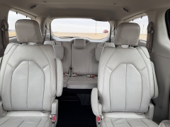 Used 2018  Chrysler Pacifica 4d Wagon Touring L Plus at Rooster Auto Sales near Vinton&comma; IA