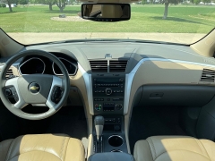 Used 2011 Chevrolet Traverse 4d SUV AWD LT2 at Rooster Auto Sales near Vinton, IA