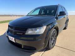 Used 2018  Dodge Journey 4d SUV FWD SE at Rooster Auto Sales near Vinton&comma; IA