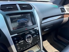 Used 2011  Ford Explorer 4d SUV FWD Limited at Rooster Auto Sales near Vinton&comma; IA