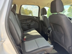 Used 2015  Ford Escape 4d SUV 4WD SE at Rooster Auto Sales near Vinton&comma; IA