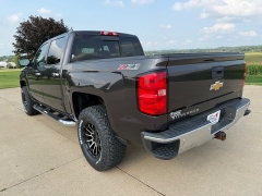 Used 2015  Chevrolet Silverado 1500 4WD Crew Cab LT Z71 at Rooster Auto Sales near Vinton&comma; IA