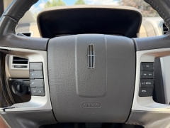 Used 2008  Lincoln MKX 4d SUV AWD at Rooster Auto Sales near Vinton&comma; IA
