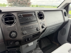 Used 2015  Ford Super Duty F-350 4WD Crew Cab XL SRW at Rooster Auto Sales near Vinton&comma; IA