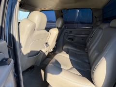 Used 2004  Chevrolet Silverado 1500 4WD Crew Cab Z71 at Rooster Auto Sales near Vinton&comma; IA