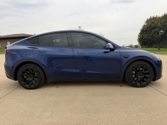 Used 2021  Tesla Model Y Long Range AWD at Rooster Auto Sales near Vinton&comma; IA