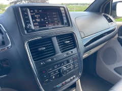 Used 2016 Dodge Grand Caravan 4d Wagon SXT at Rooster Auto Sales near Vinton, IA