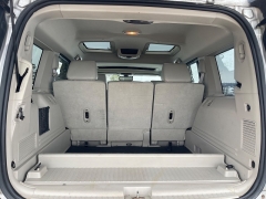 Used 2007  Jeep Commander 4d SUV 4WD Limited HEMI at Rooster Auto Sales near Vinton, IA