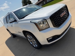 Used 2016  GMC Yukon XL 4d SUV 4WD Denali at Rooster Auto Sales near Vinton&comma; IA