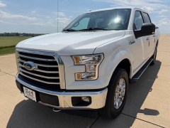 Used 2017  Ford F-150 4WD SuperCrew XLT 5 1&sol;2 at Rooster Auto Sales near Vinton&comma; IA