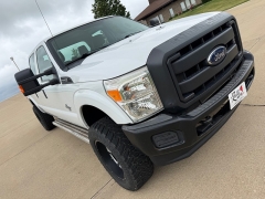 Used 2015  Ford Super Duty F-350 4WD Crew Cab XL SRW at Rooster Auto Sales near Vinton&comma; IA