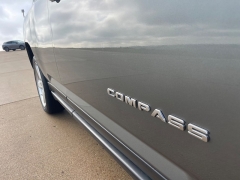 Used 2012  Jeep Compass 4d SUV 4WD Limited at Rooster Auto Sales near Vinton, IA