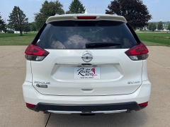 Used 2018 Nissan Rogue 4d SUV AWD SV at Rooster Auto Sales near Vinton, IA