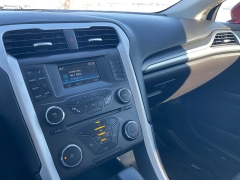 Used 2016  Ford Fusion 4d Sedan SE 2&period;5L at Rooster Auto Sales near Vinton&comma; IA