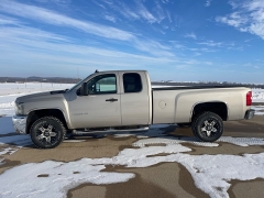 Used 2007  Chevrolet Silverado 2500 2WD Ext Cab LT1 at Rooster Auto Sales near Vinton, IA