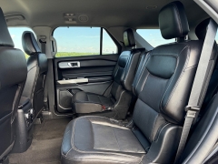 Used 2021  Ford Explorer Limited 4WD at Rooster Auto Sales near Vinton&comma; IA