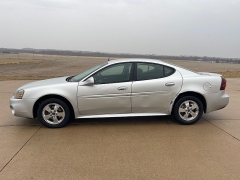 Used 2005  Pontiac Grand Prix 4d Sedan at Rooster Auto Sales near Vinton&comma; IA