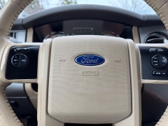 Used 2014  Ford Expedition EL 4d SUV 4WD XLT at Rooster Auto Sales near Vinton&comma; IA