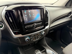 Used 2018  Chevrolet Traverse 4d SUV FWD LT Cloth w&sol;1LT at Rooster Auto Sales near Vinton&comma; IA