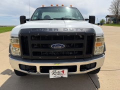 Used 2008  Ford Super Duty F-450 CC 4WD Reg Cab 201" XLT at Rooster Auto Sales near Vinton&comma; IA