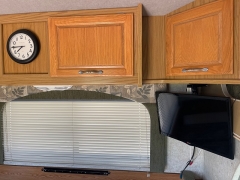 Used 1998 Fleetwood Motorhome at Rooster Auto Sales near Vinton, IA