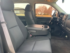 Used 2014  Chevrolet Silverado 2500 4WD Crew Cab LT at Rooster Auto Sales near Vinton&comma; IA