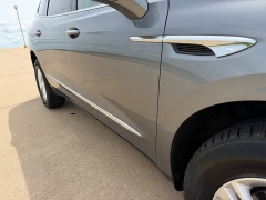 Used 2019  Buick Enclave 4d SUV AWD Essence at Rooster Auto Sales near Vinton&comma; IA