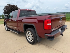 Used 2014  GMC Sierra 1500 4WD Crew Cab Denali at Rooster Auto Sales near Vinton&comma; IA