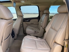 Used 2007  GMC Yukon XL 1500 SUV 4WD Denali at Rooster Auto Sales near Vinton&comma; IA