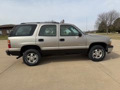 Used 2003  Chevrolet Tahoe 4d SUV 4WD Z71 at Rooster Auto Sales near Vinton&comma; IA