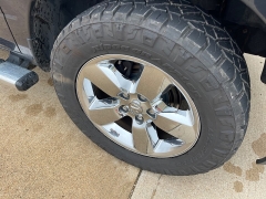 Used 2017 Ram 1500 4WD Crew Cab Big Horn at Rooster Auto Sales near Vinton, IA