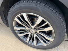 Used 2017  Ford Explorer 4d SUV 4WD Platinum at Rooster Auto Sales near Vinton&comma; IA