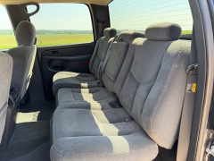 Used 2005  Chevrolet Silverado 1500 4WD Crew Cab LS at Rooster Auto Sales near Vinton&comma; IA