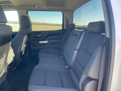 Used 2015 Chevrolet Silverado 1500 4WD Crew Cab LT Z71 at Rooster Auto Sales near Vinton, IA